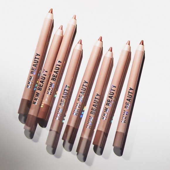 8 PC Holiday Lip Liner Set - Picture 11 of 11